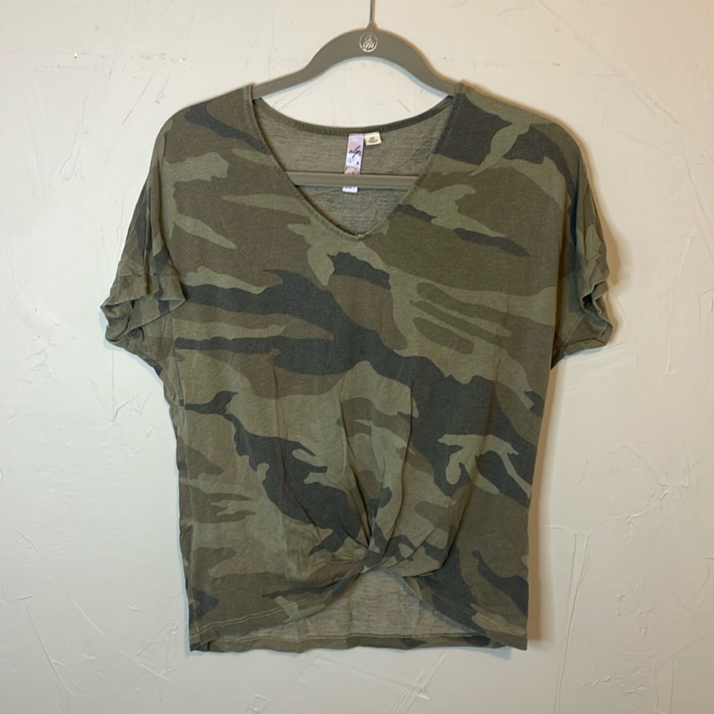 Camo top